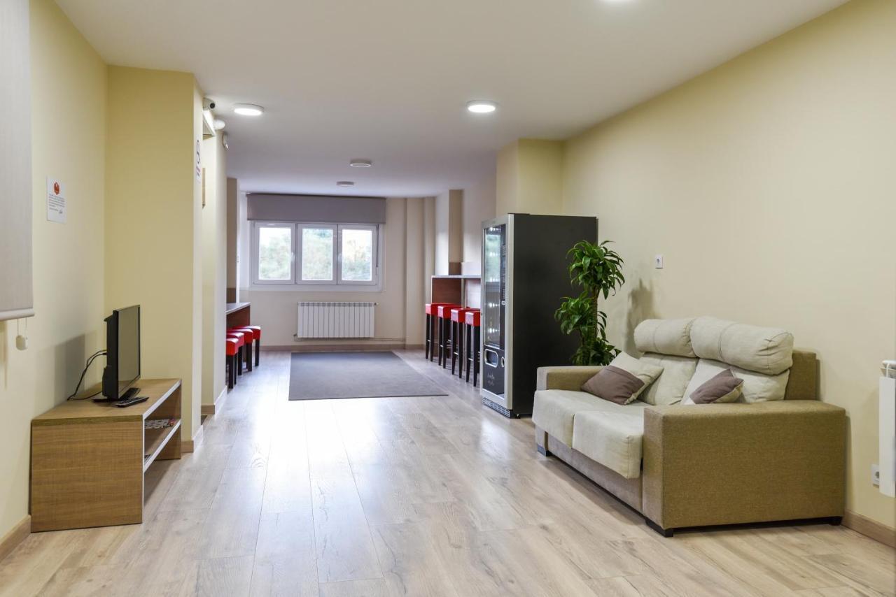 Hostal Oregar Hotel Сантяго де Компостела Екстериор снимка