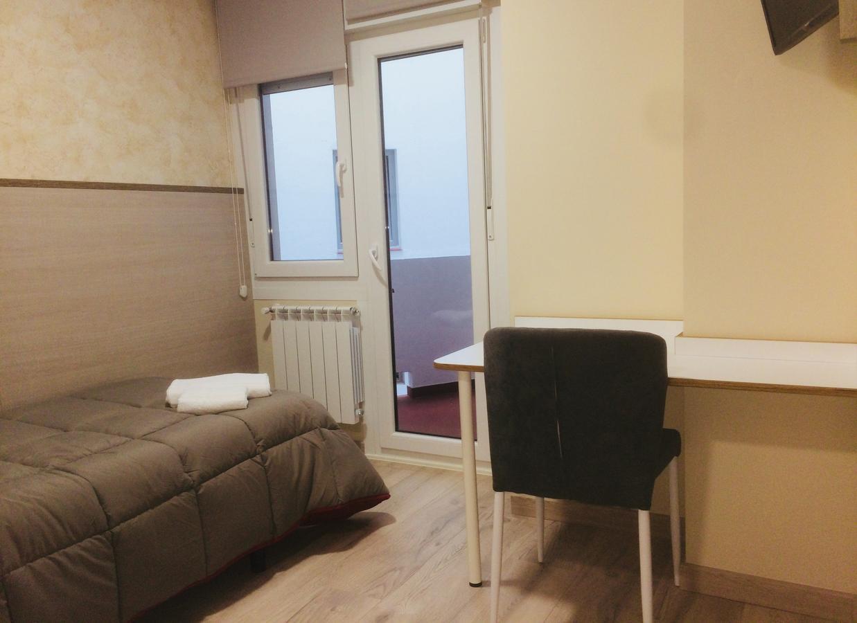 Hostal Oregar Hotel Сантяго де Компостела Екстериор снимка
