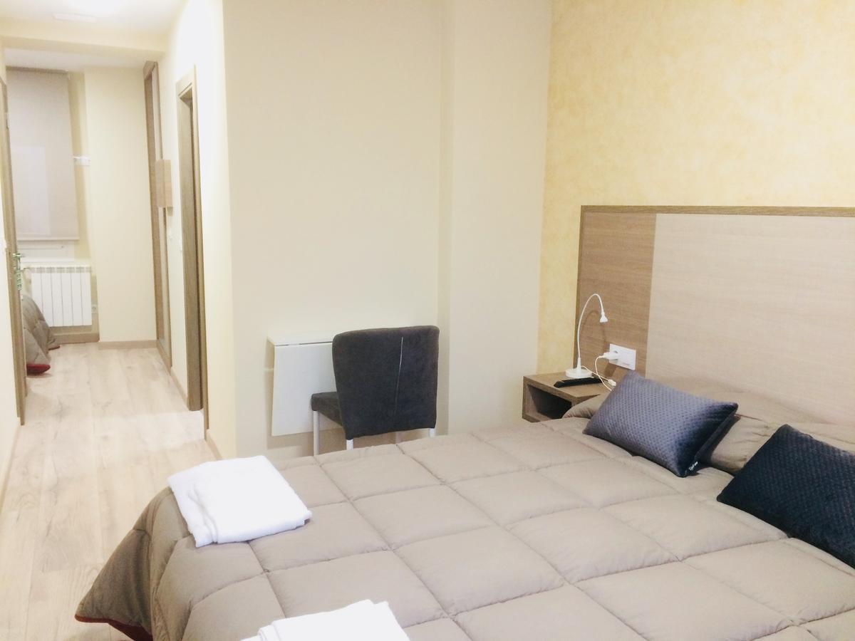 Hostal Oregar Hotel Сантяго де Компостела Екстериор снимка
