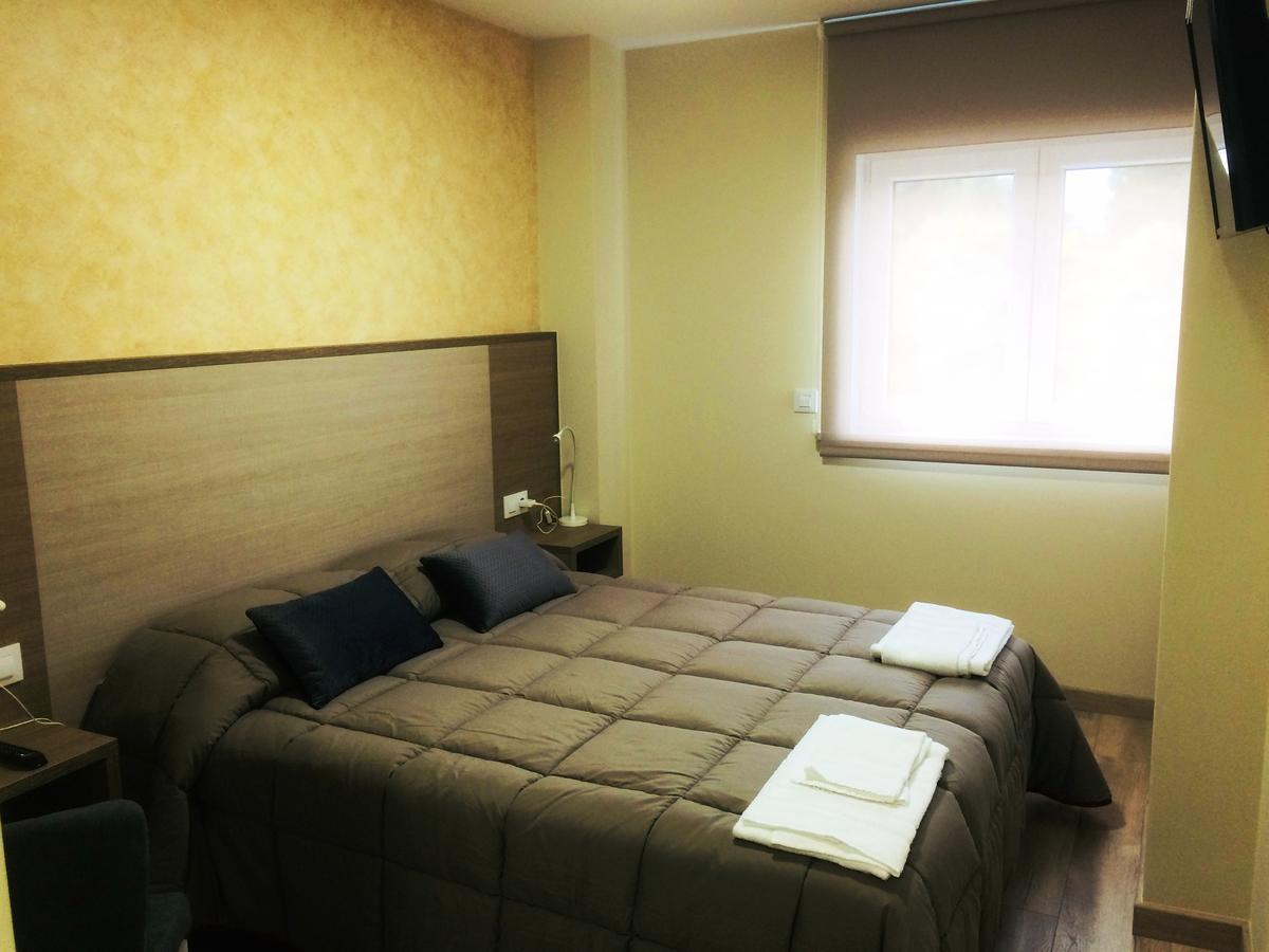 Hostal Oregar Hotel Сантяго де Компостела Екстериор снимка