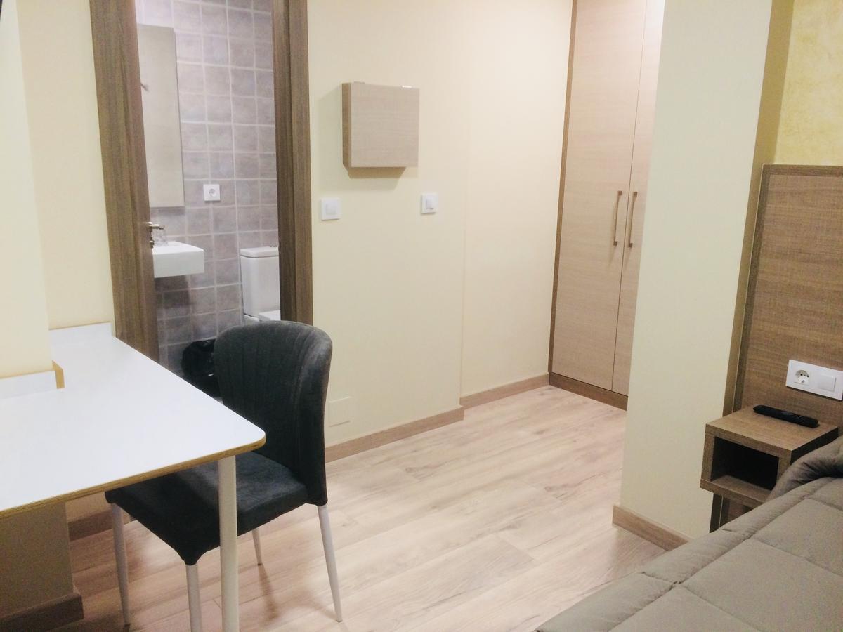 Hostal Oregar Hotel Сантяго де Компостела Екстериор снимка